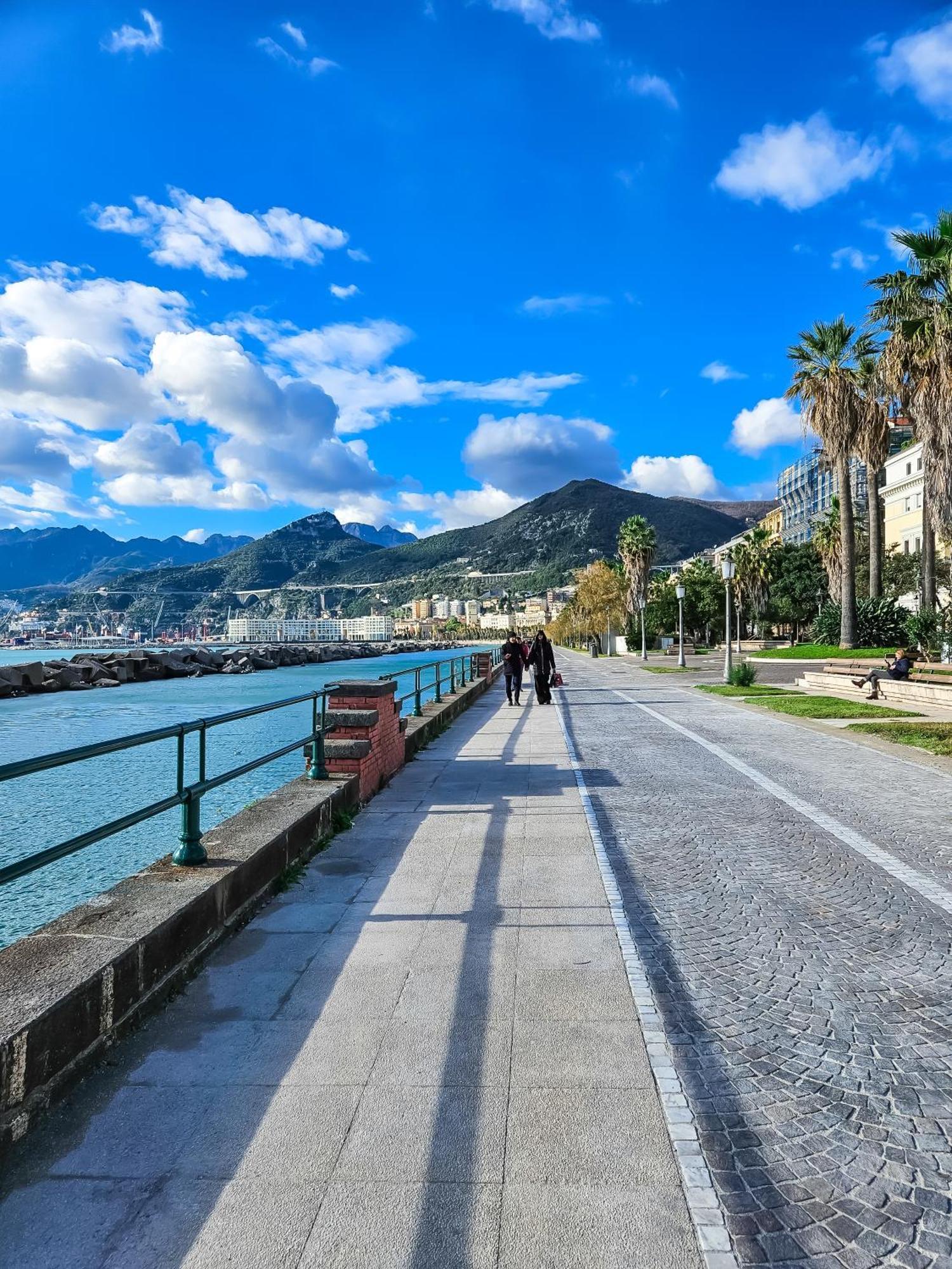 Salerno Casa Vacanze מראה חיצוני תמונה
